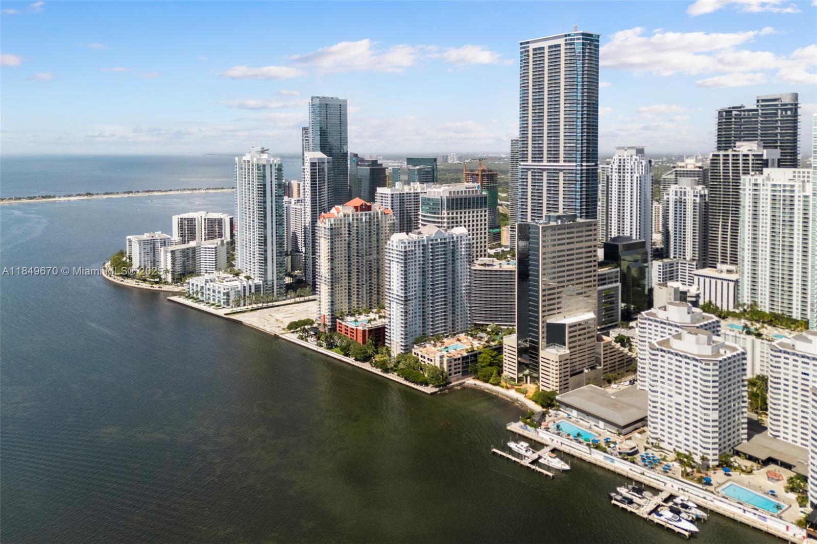 1001 Brickell Bay Dr # 2112