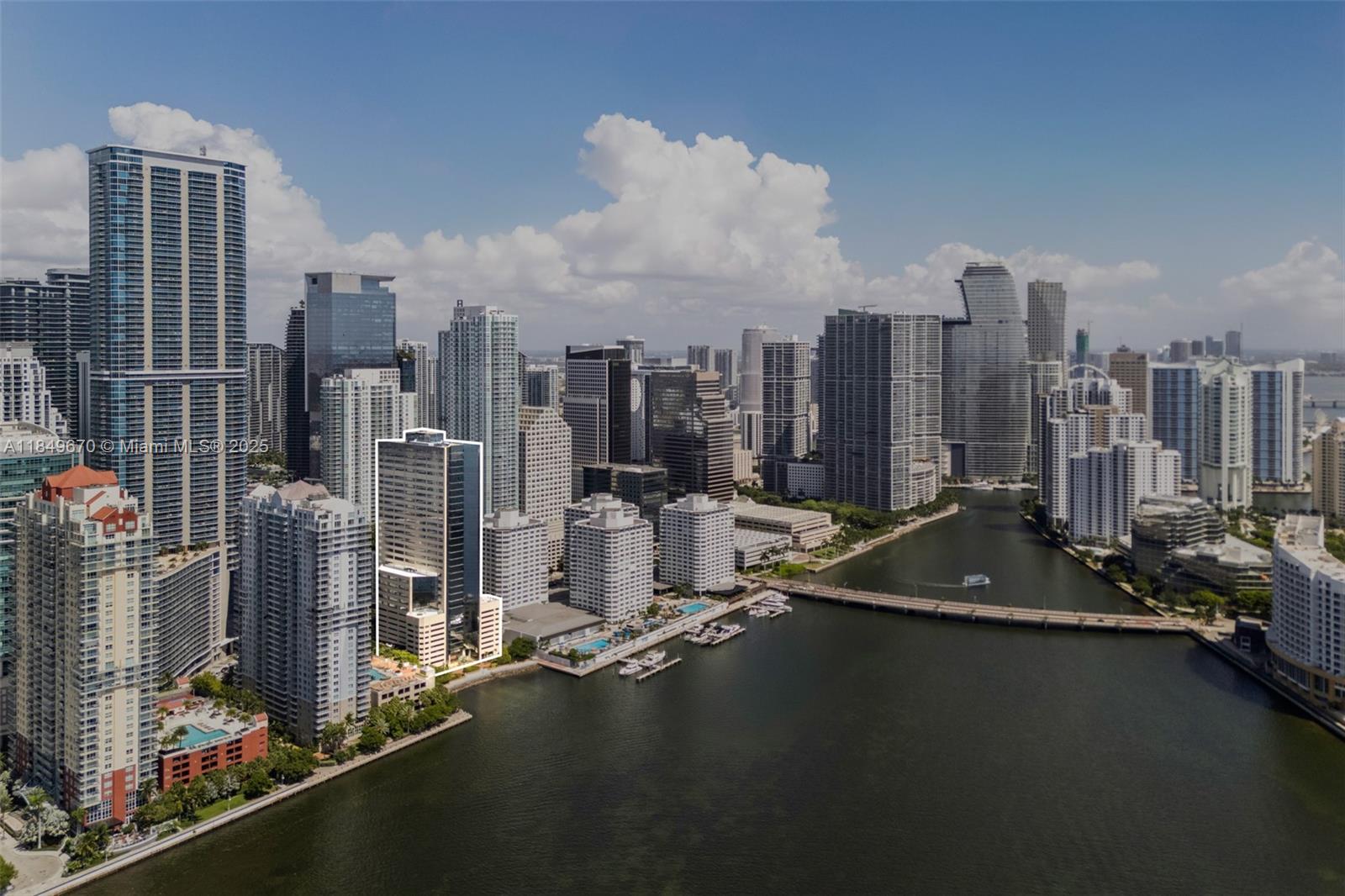 1001 Brickell Bay Dr # 2112