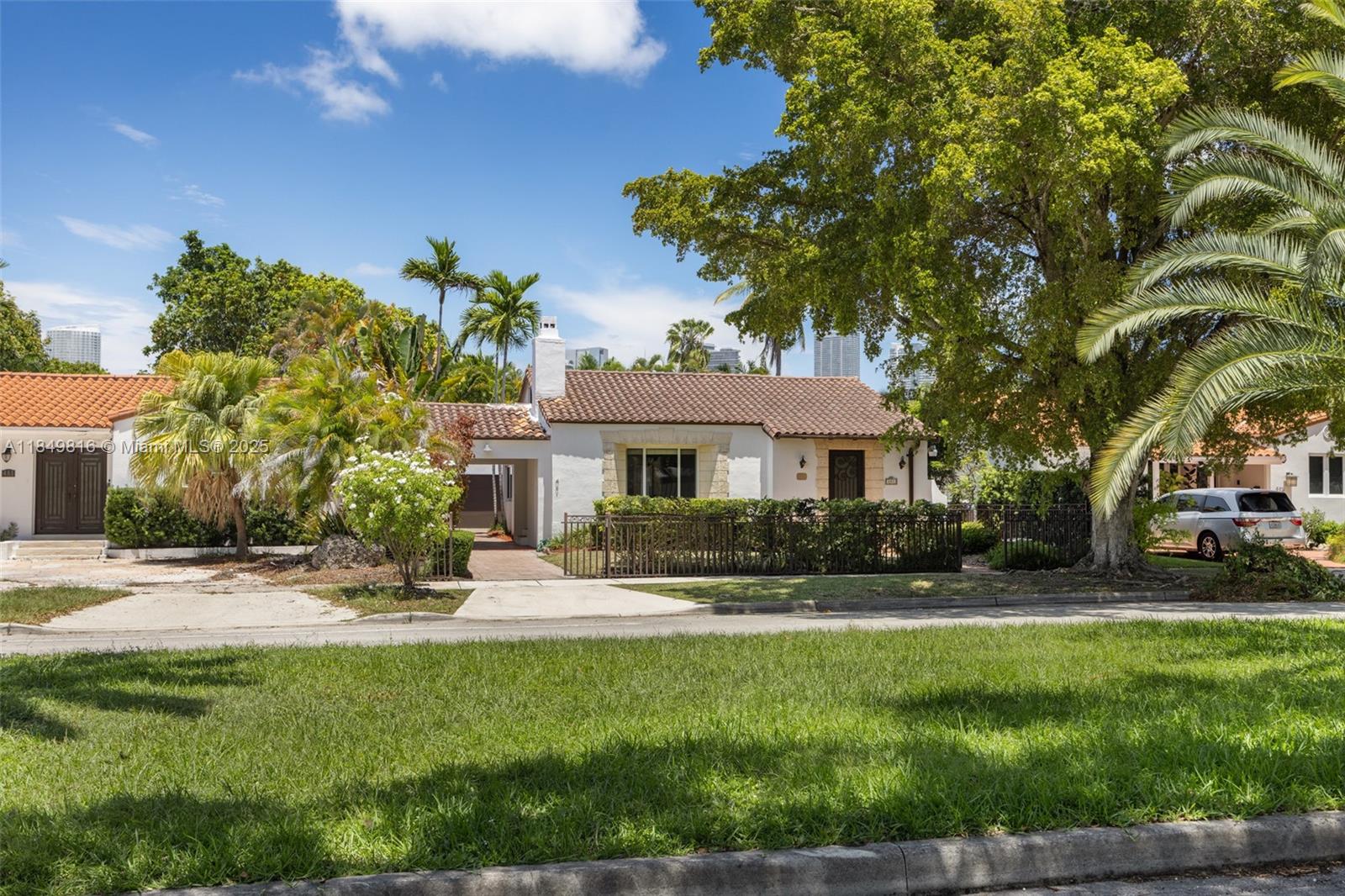451 SW 25th Rd