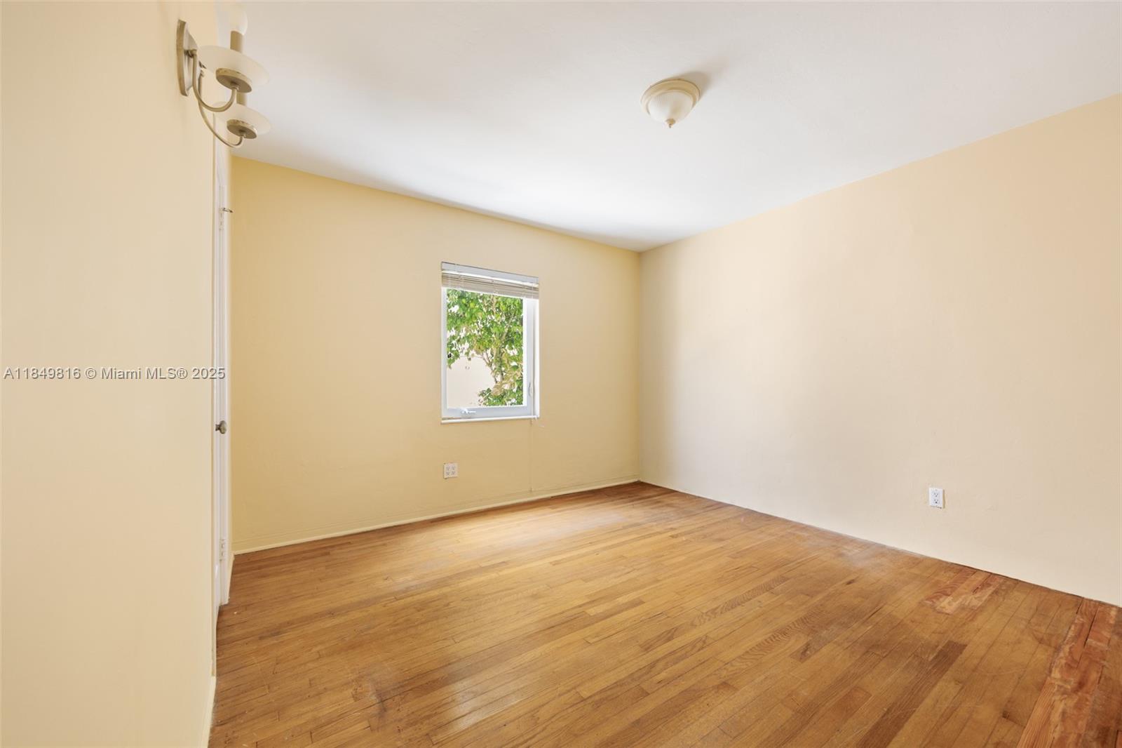 451 SW 25th Rd