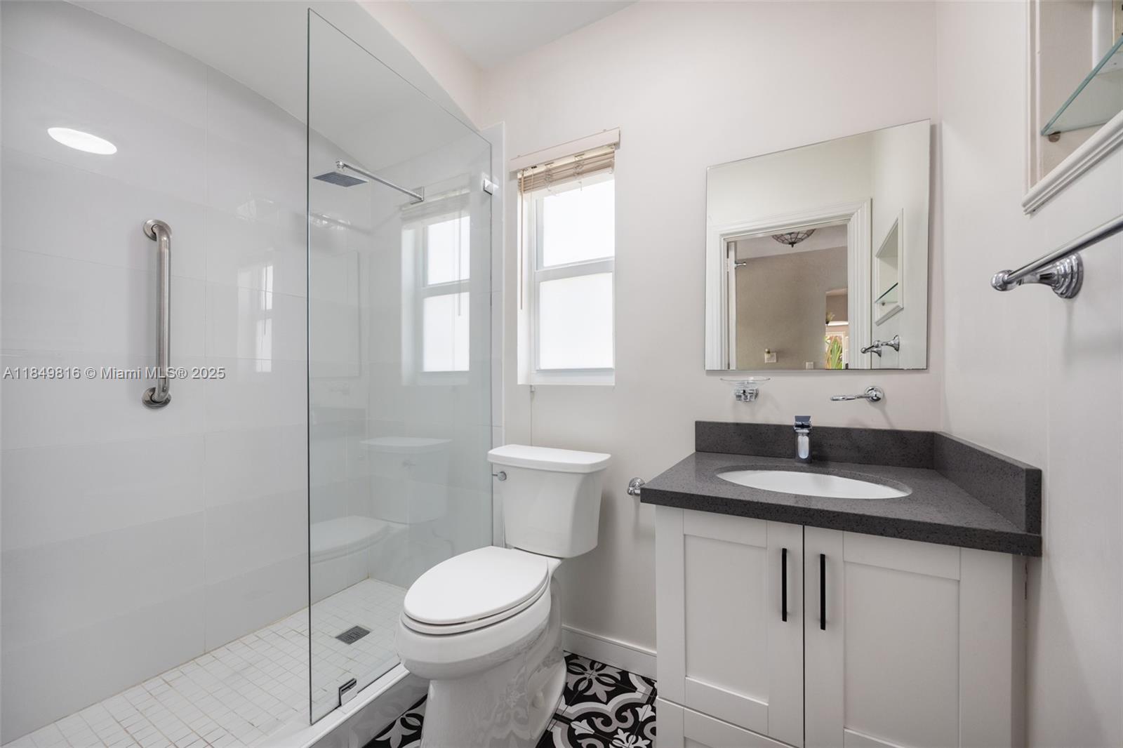 451 SW 25th Rd