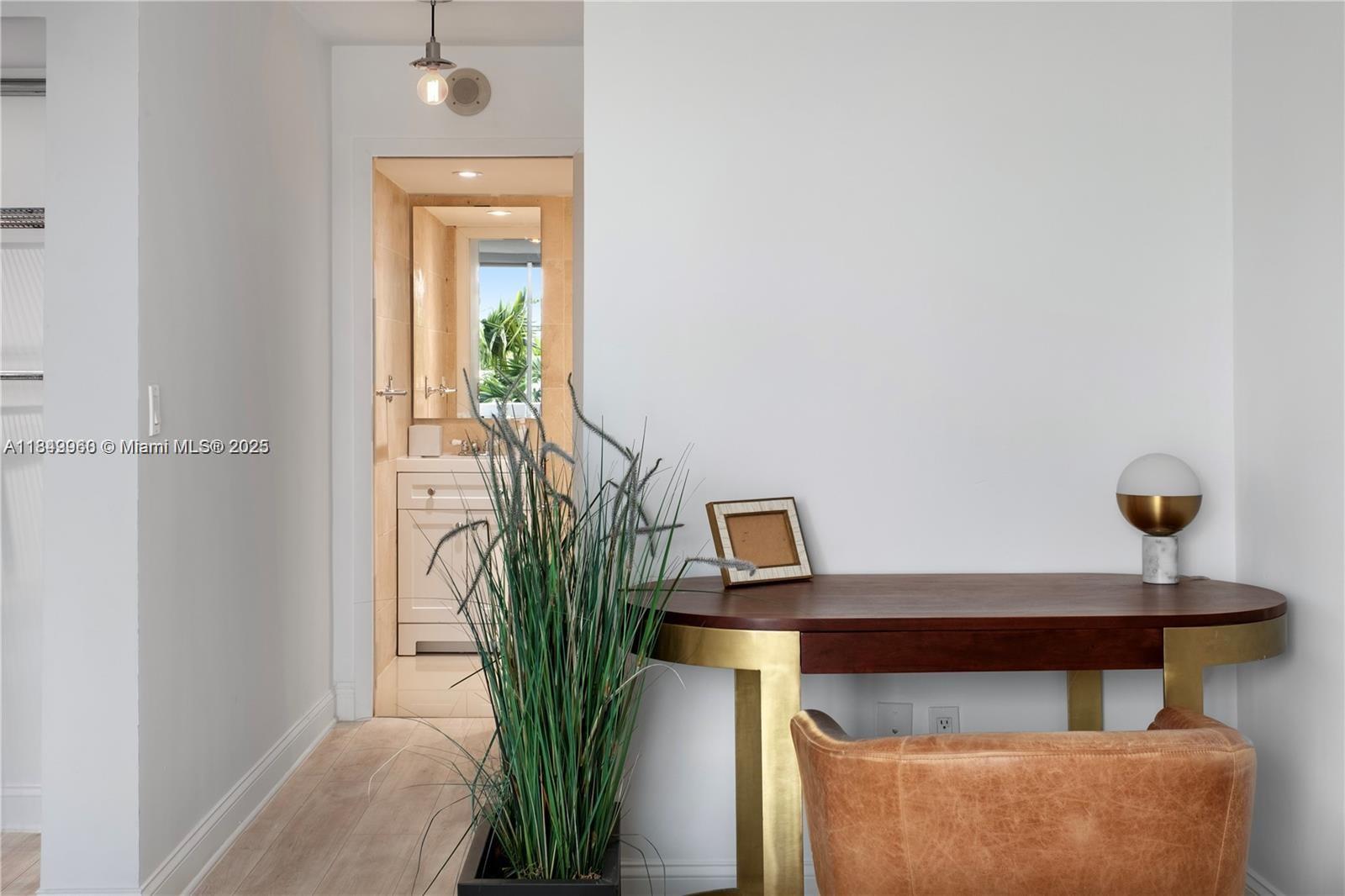 1020 Meridian Ave # 302