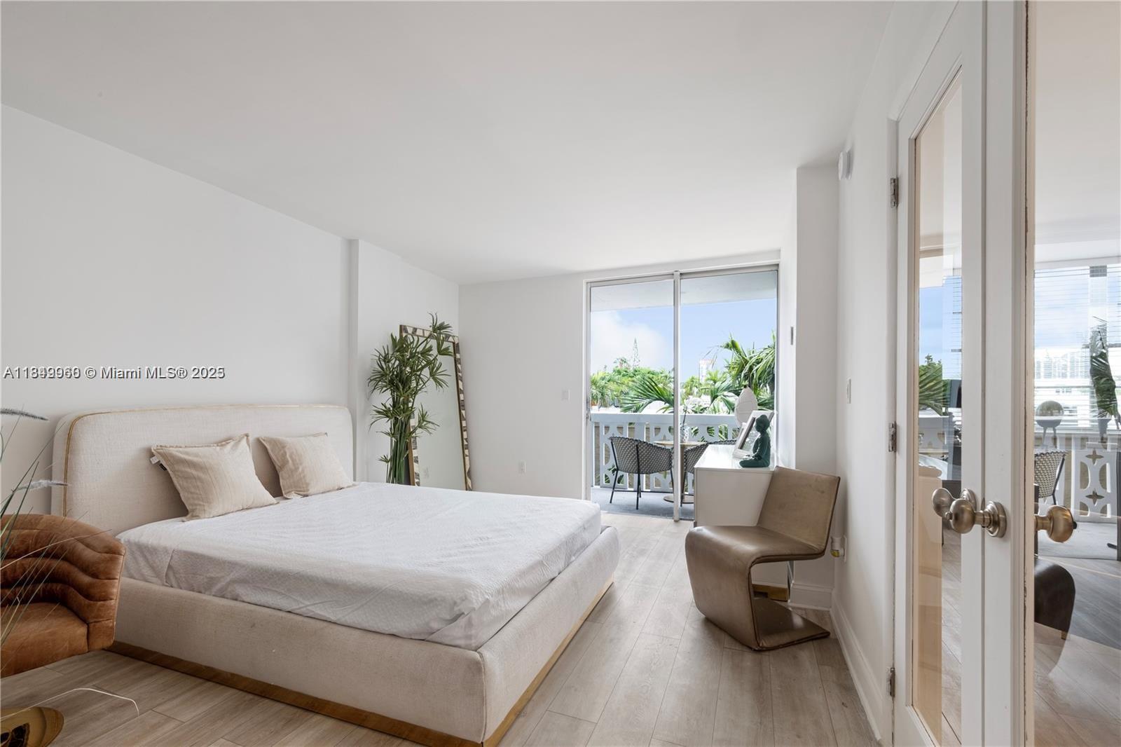 1020 Meridian Ave # 302