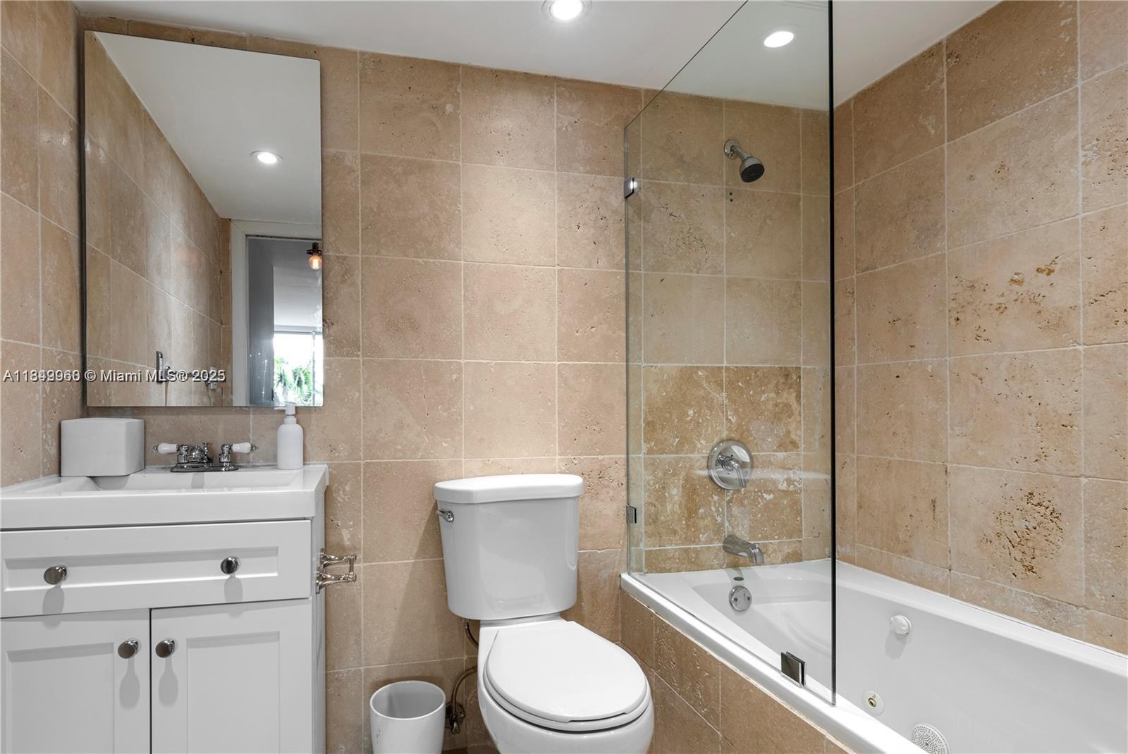 1020 Meridian Ave # 302