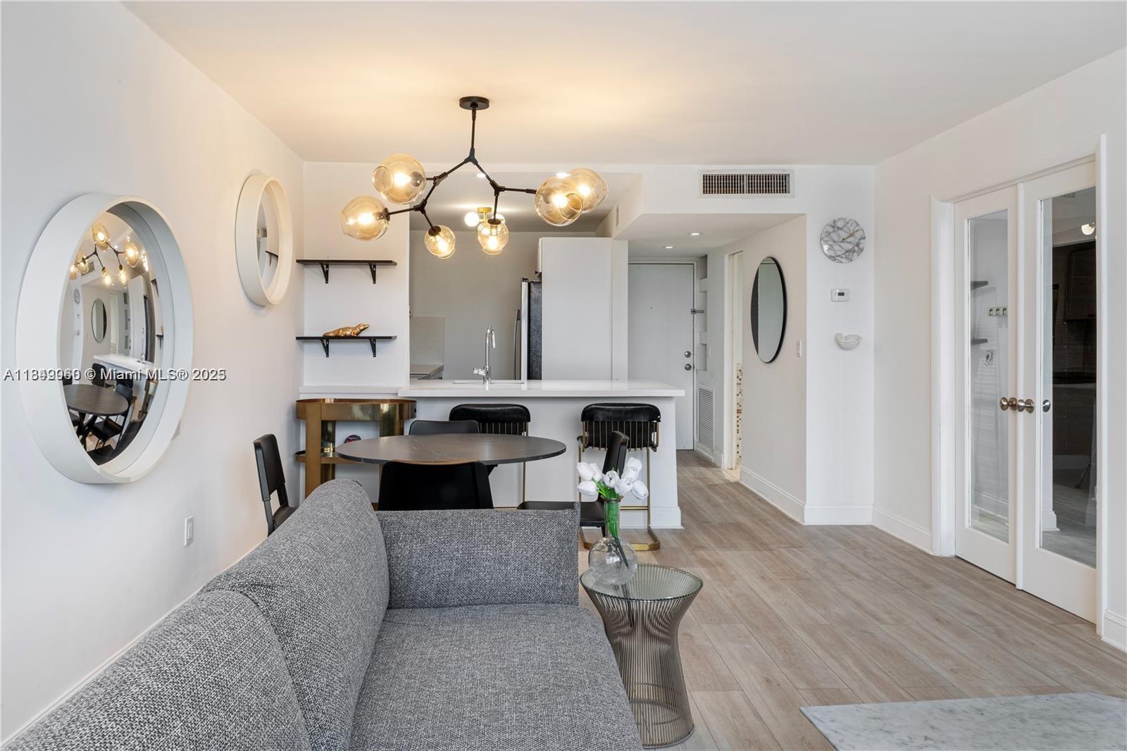 1020 Meridian Ave # 302