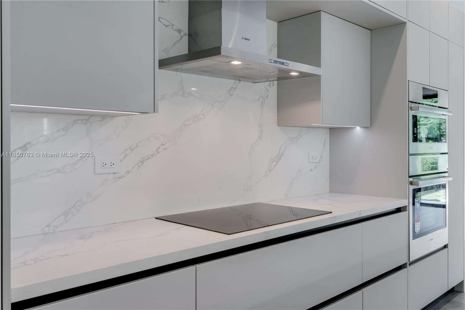 2840 SW 32nd Ct # 2840