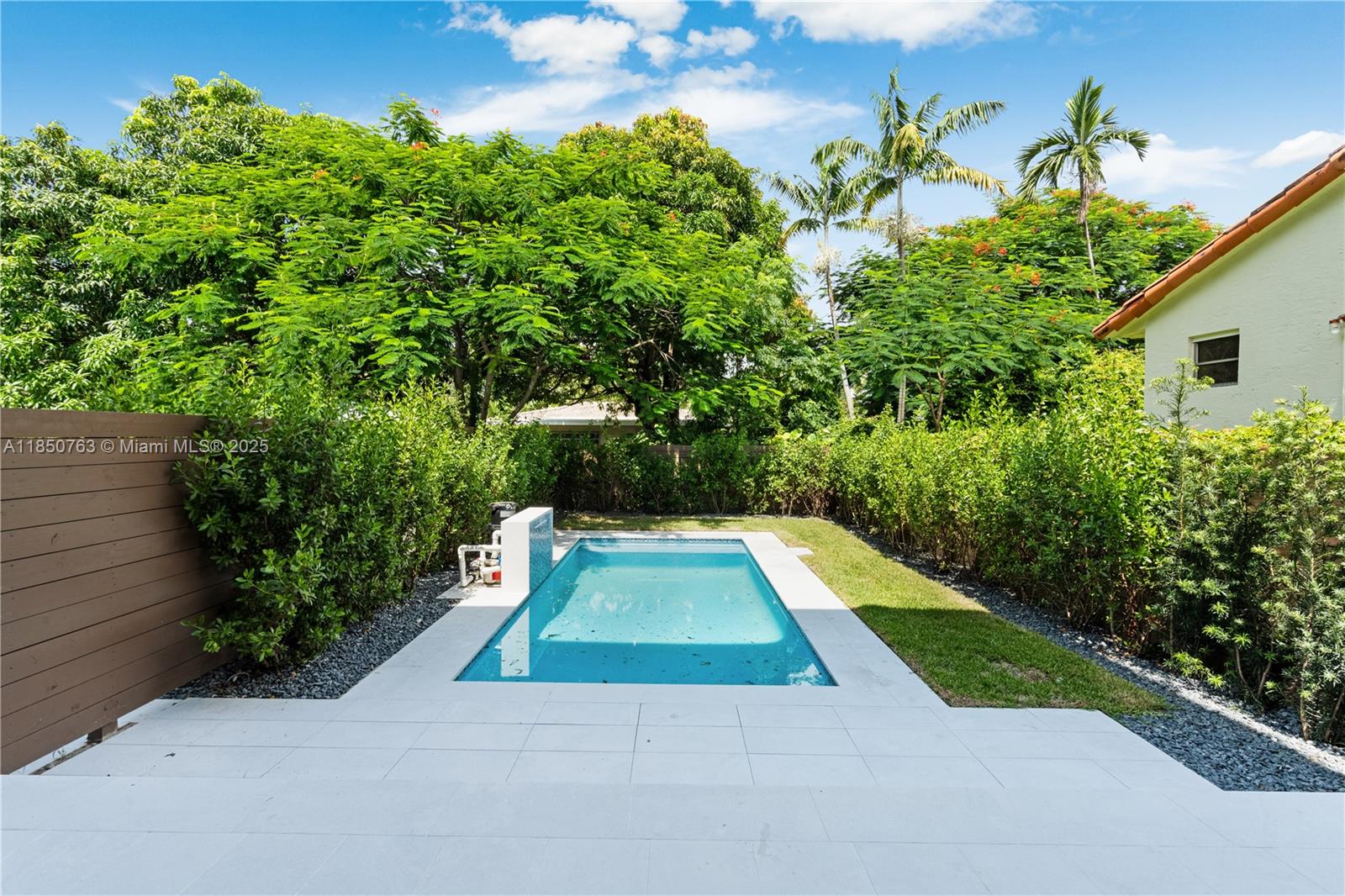 2840 SW 32nd Ct # 2840