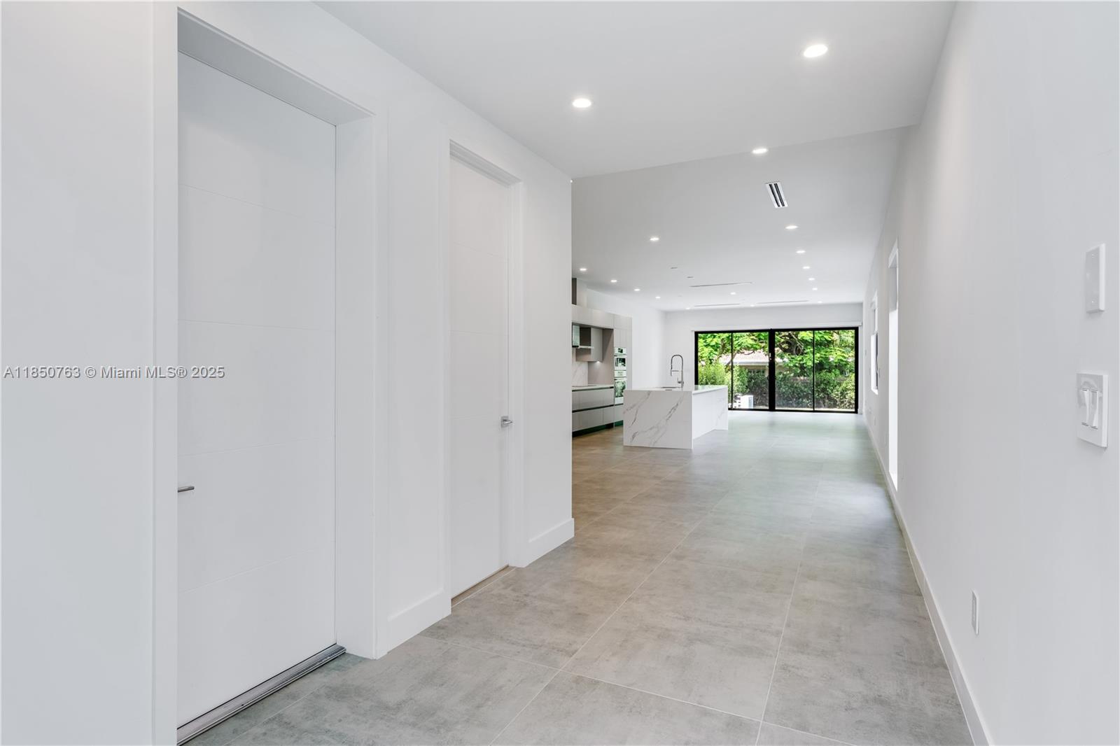 2840 SW 32nd Ct # 2840