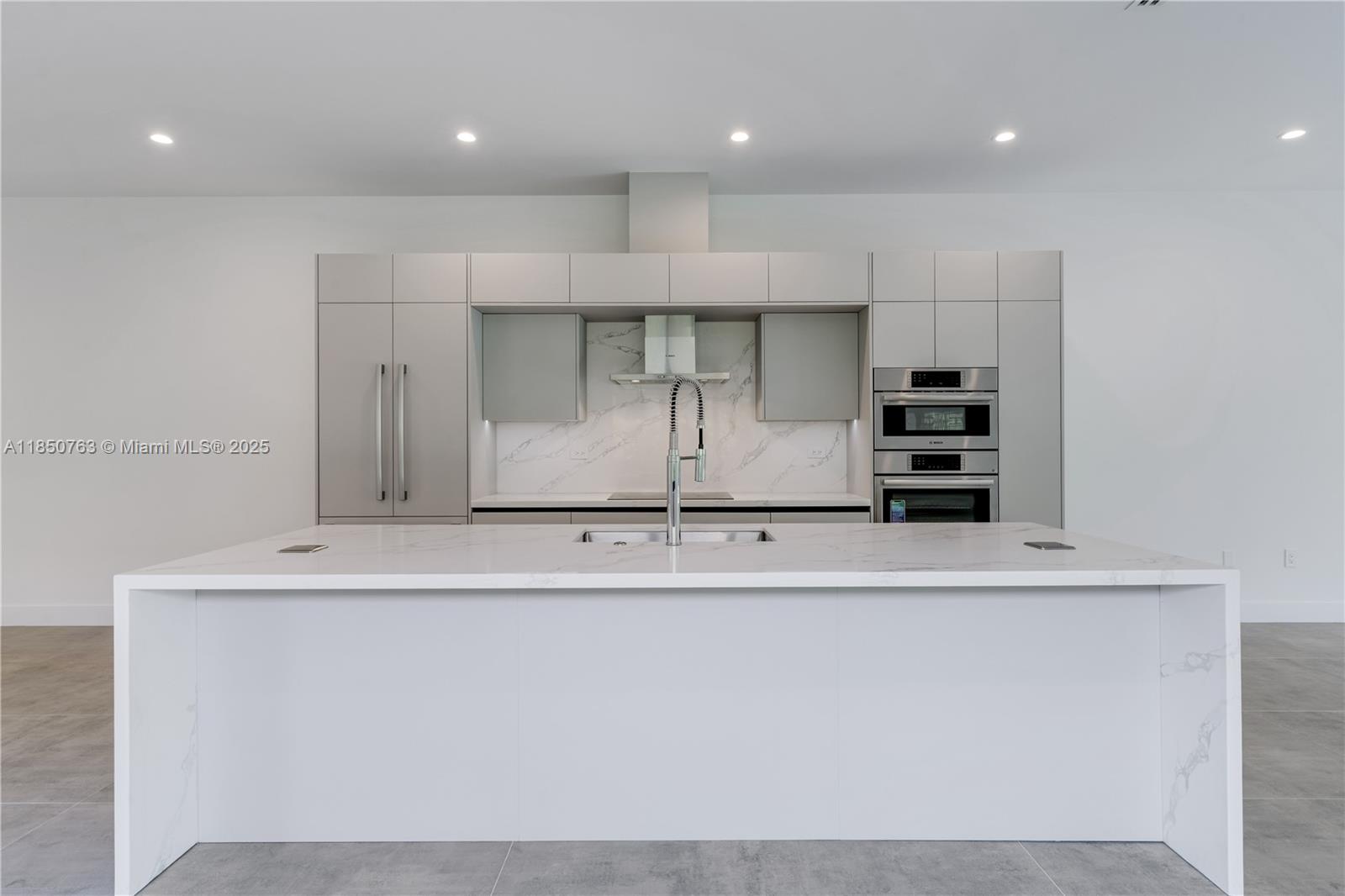 2840 SW 32nd Ct # 2840