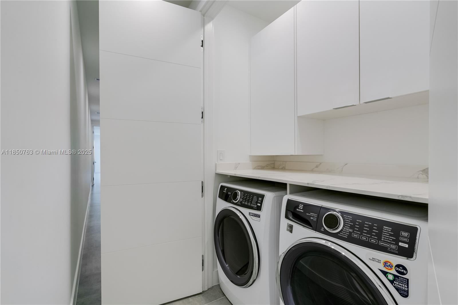 2840 SW 32nd Ct # 2840