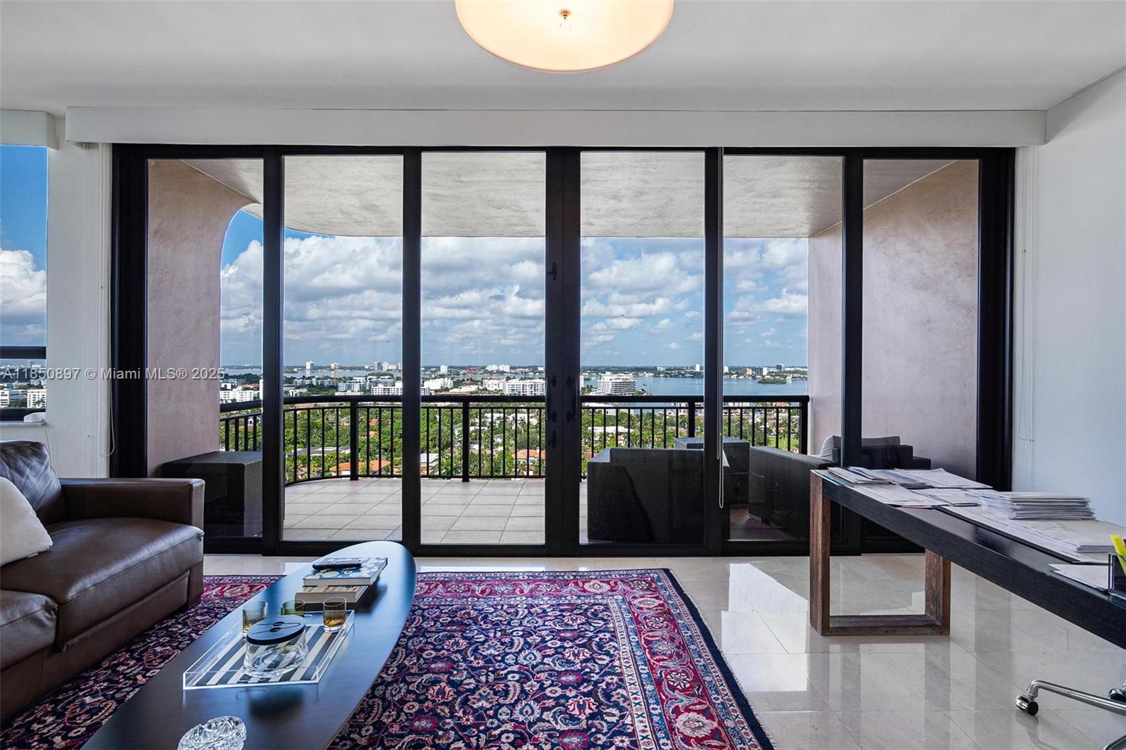 10175 Collins Ave Unit: PH8