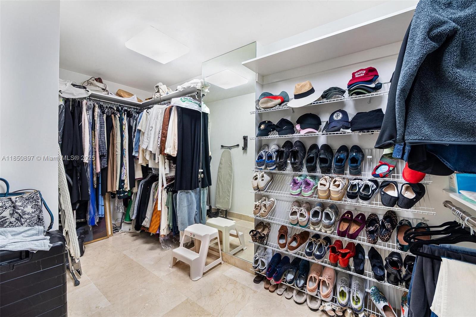 10175 Collins Ave Unit: PH8