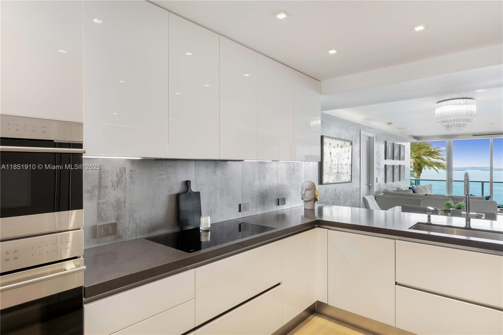 1331 Brickell Bay Dr # 909