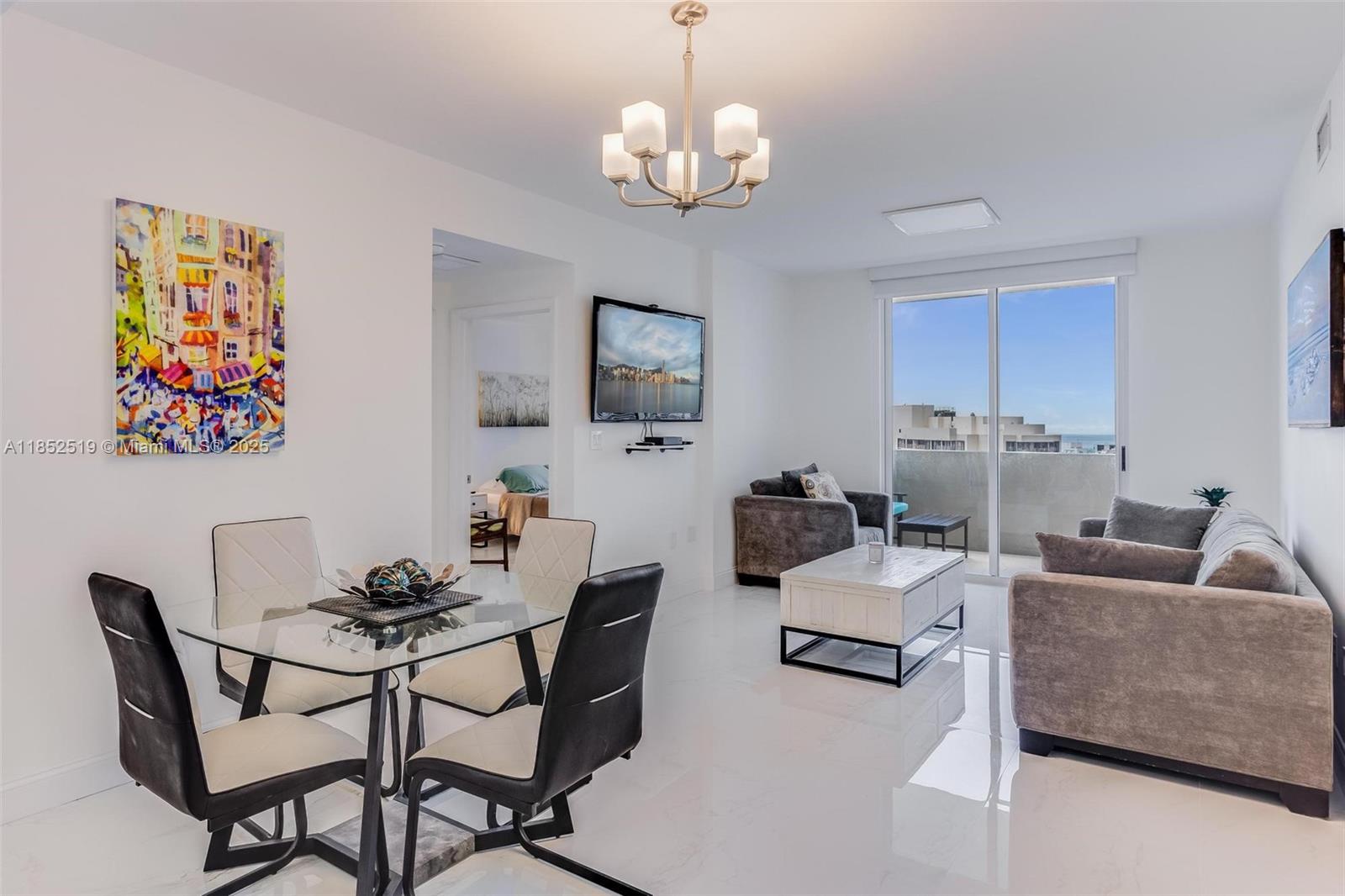 185 SE 14th Ter # 2006