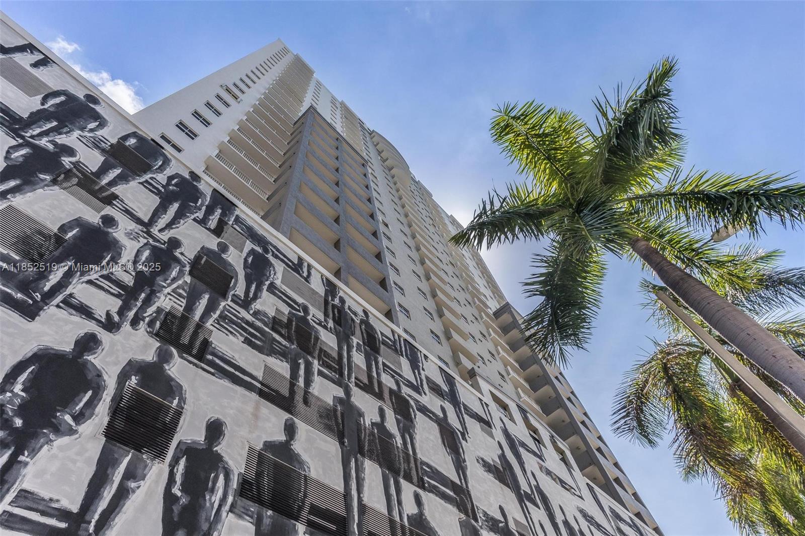 185 SE 14th Ter # 2006