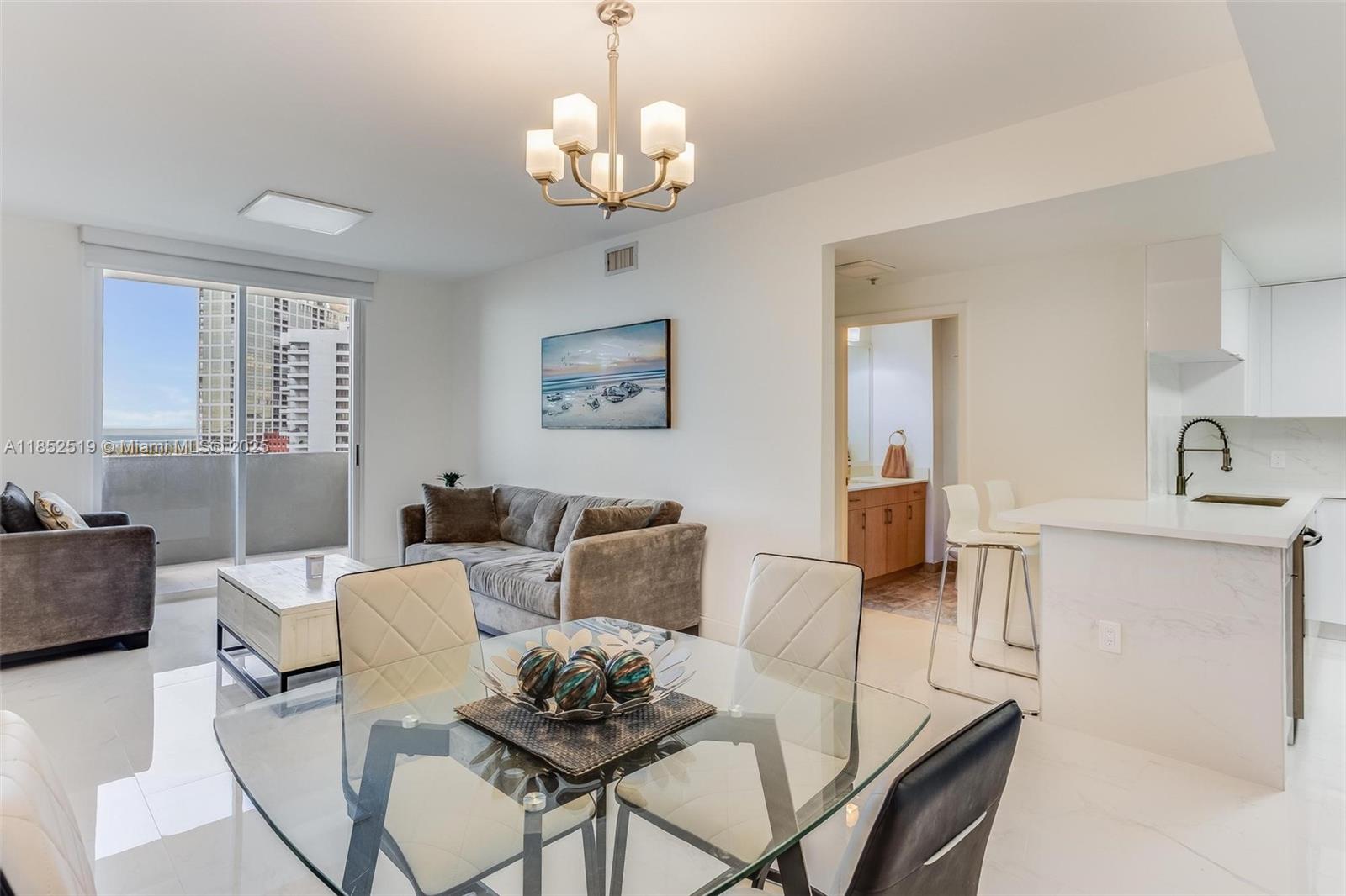 185 SE 14th Ter # 2006