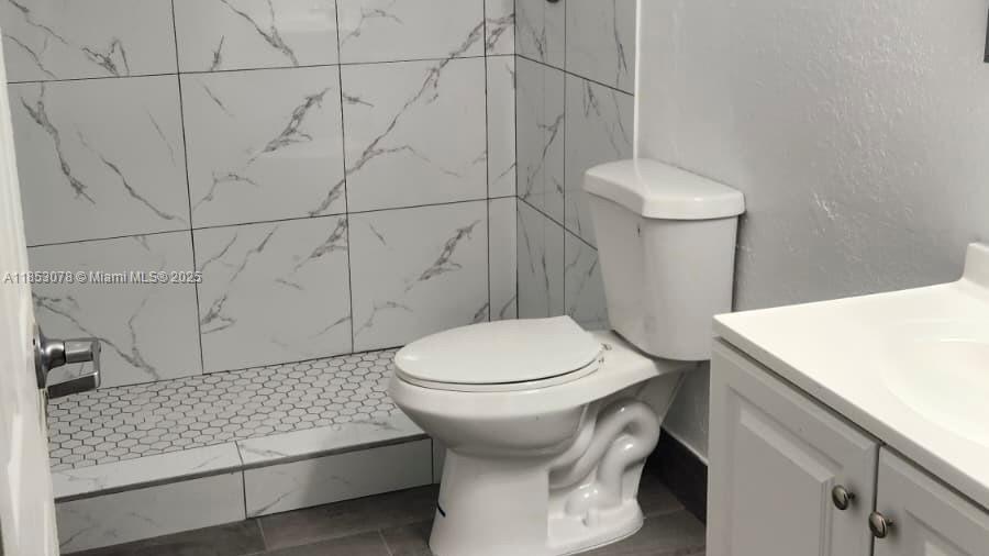 1651 SE 28th Ct # 201