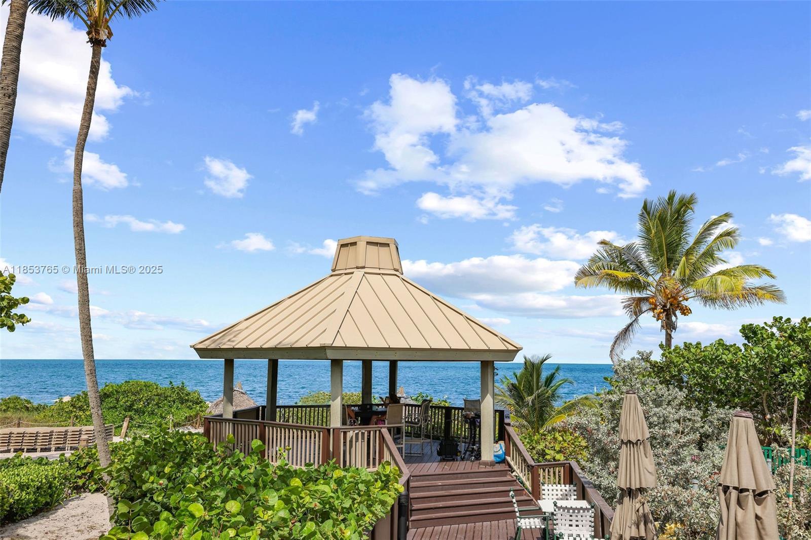 1121 Crandon Blvd # E802