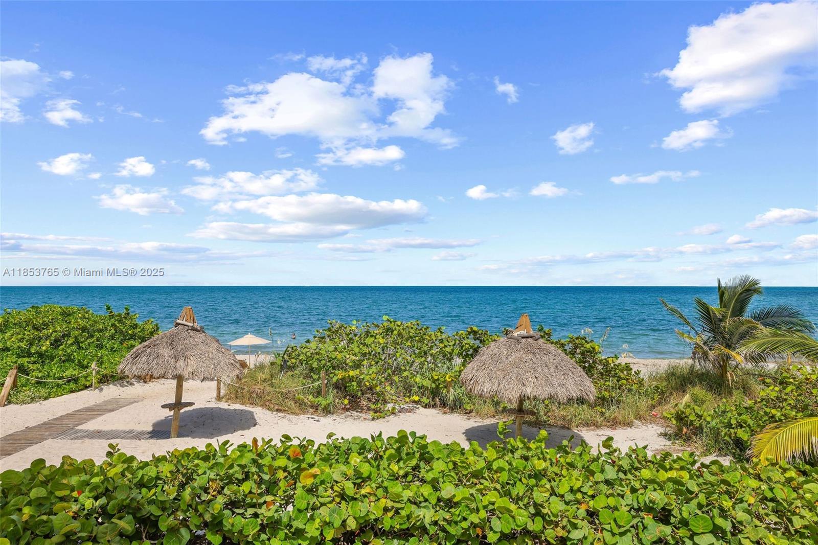 1121 Crandon Blvd # E802