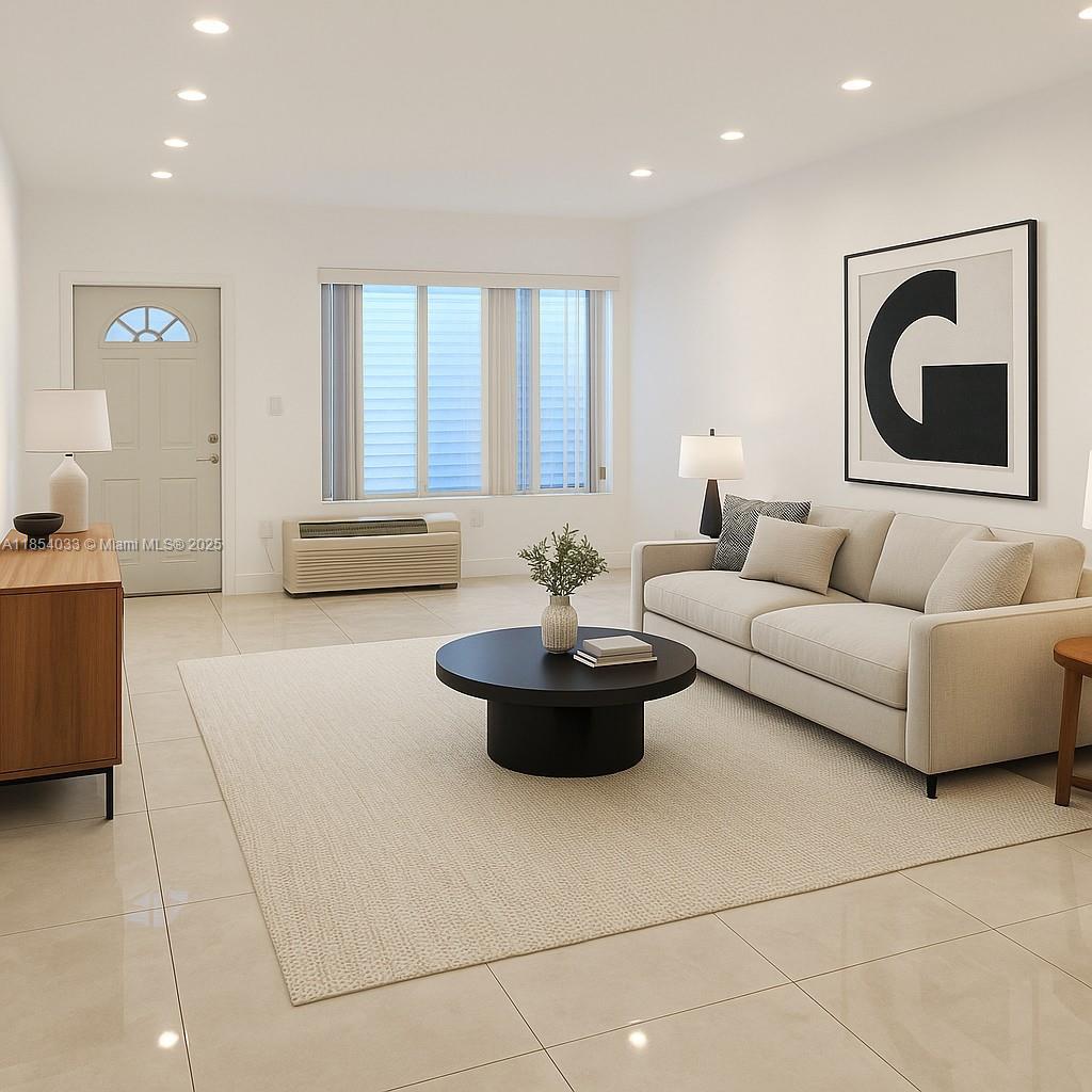 7725 Carlyle Ave # 4