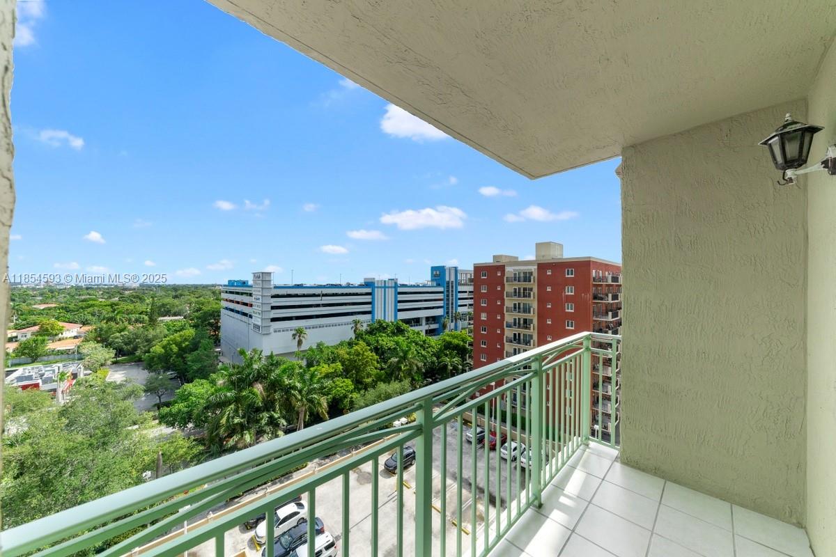 3500 Coral Way # 1006