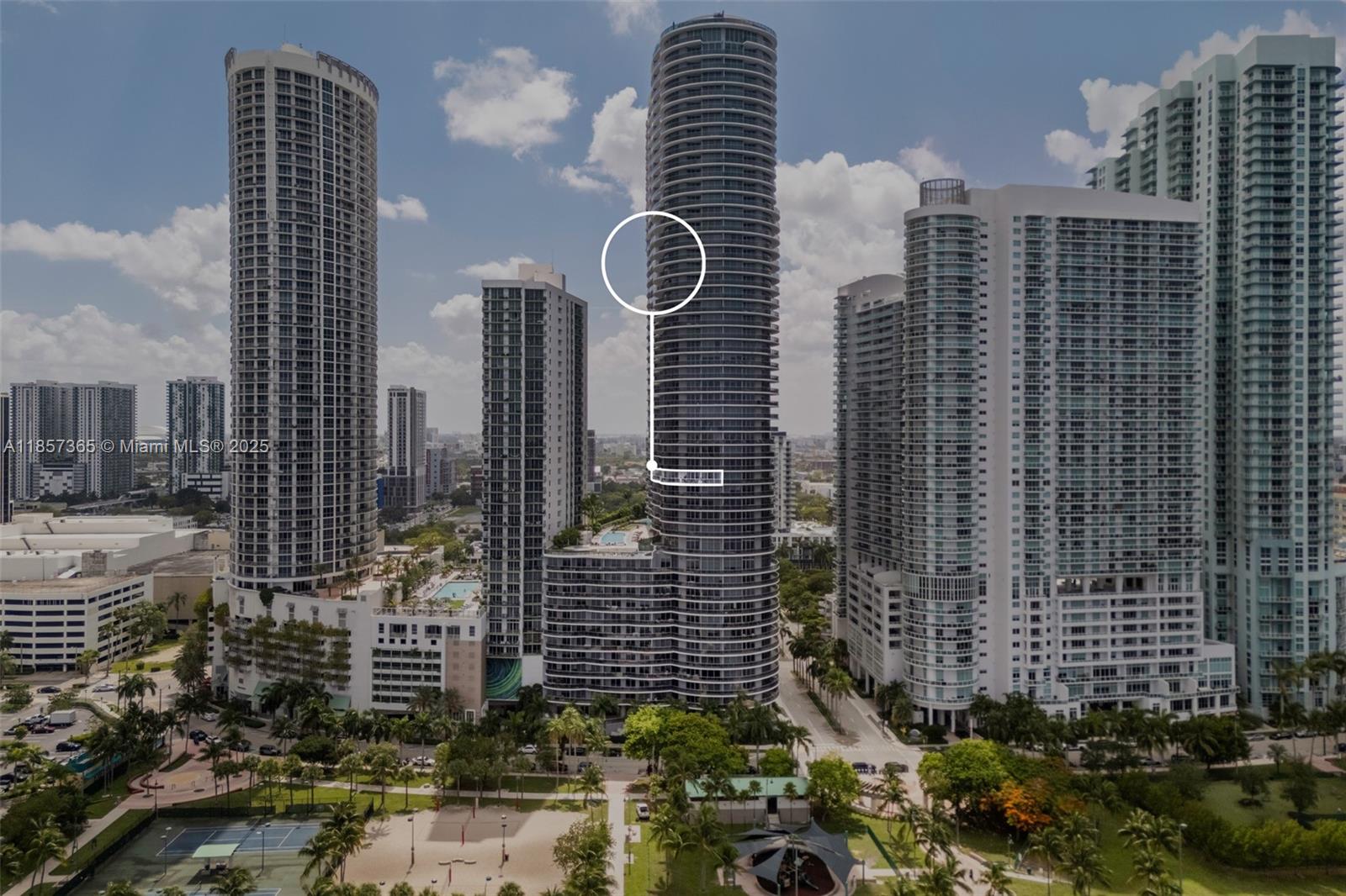 488 NE 18th St # 1912