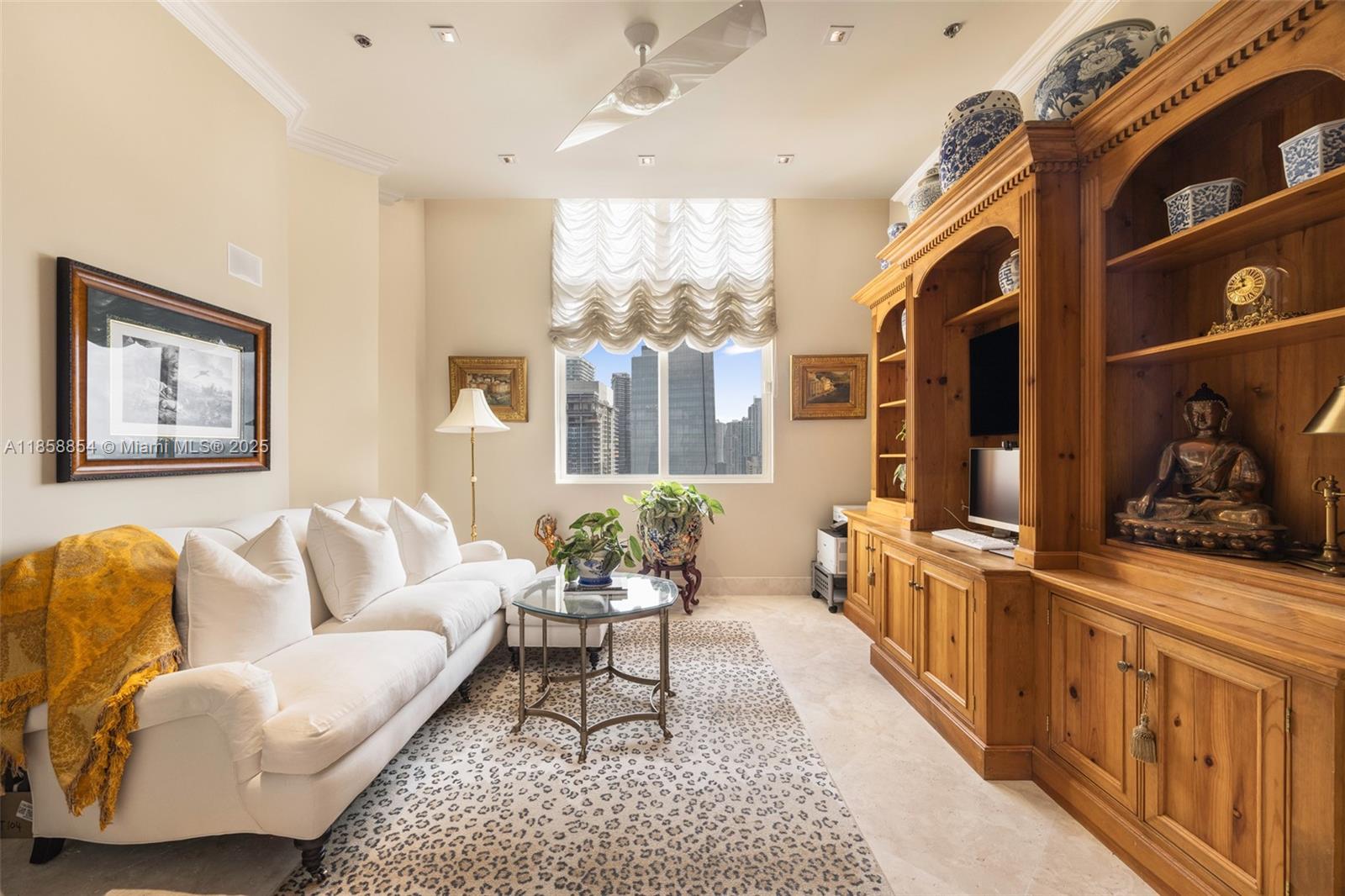 1581 Brickell Ave # T104