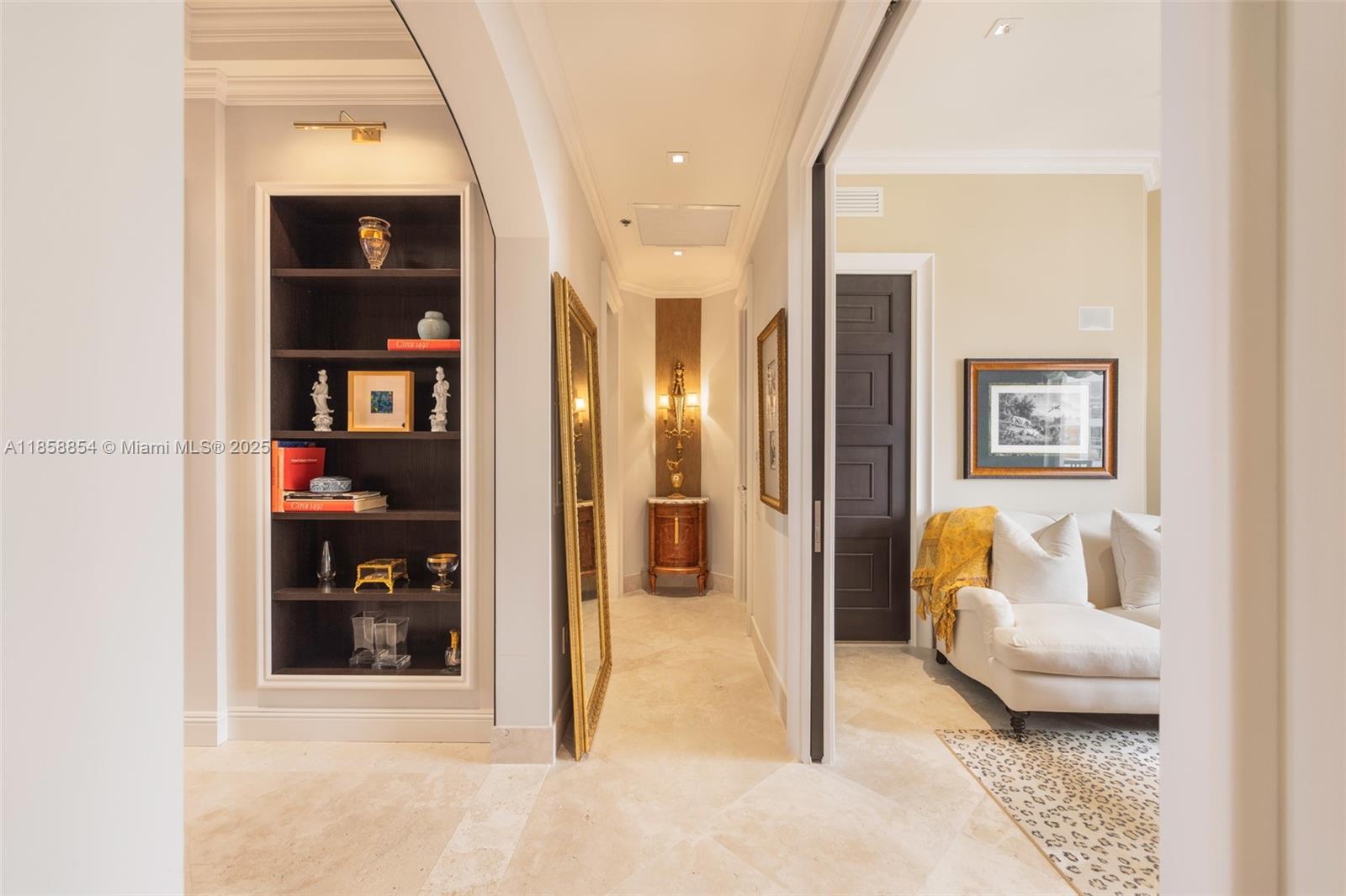 1581 Brickell Ave # T104