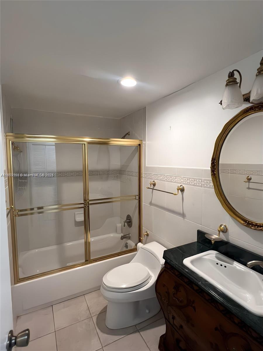 5825 Collins Ave # 7K