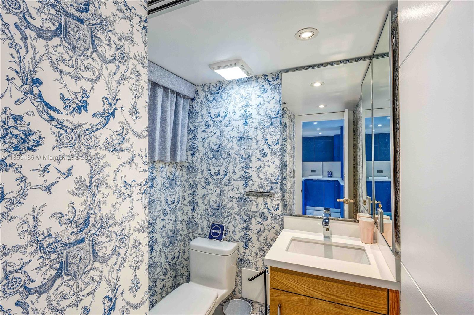 1345 Lincoln Rd # 1004