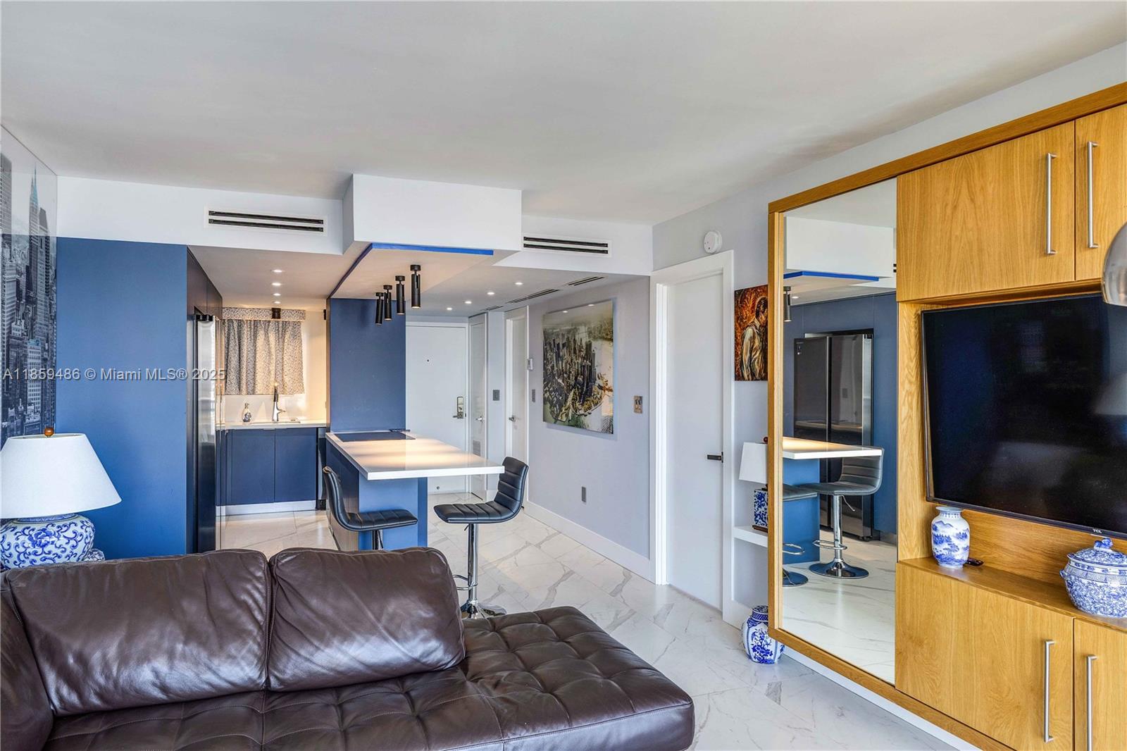 1345 Lincoln Rd # 1004