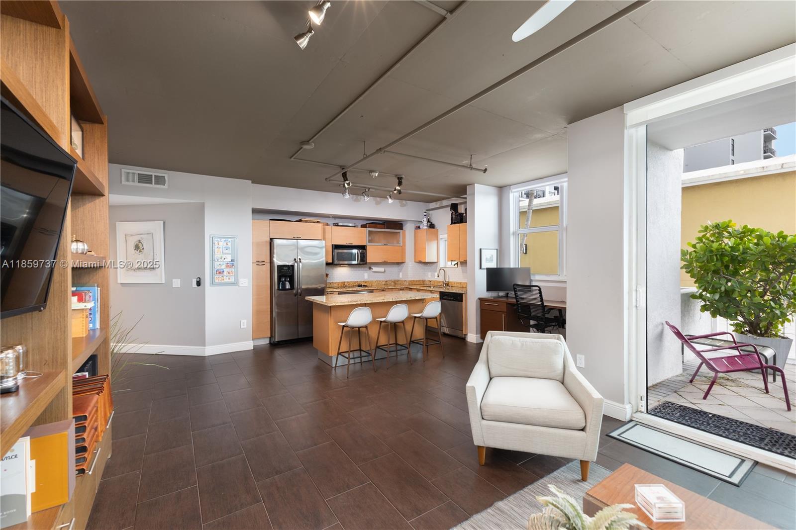 3180 SW 22nd ST # 501