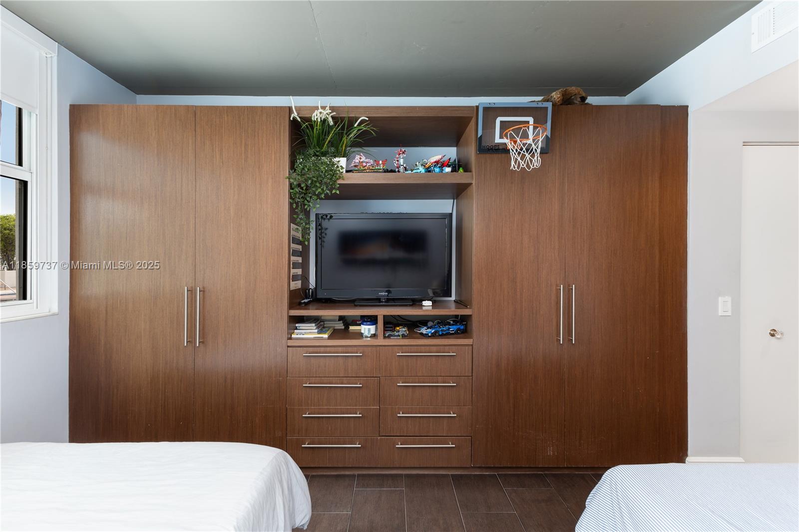 3180 SW 22nd ST # 501