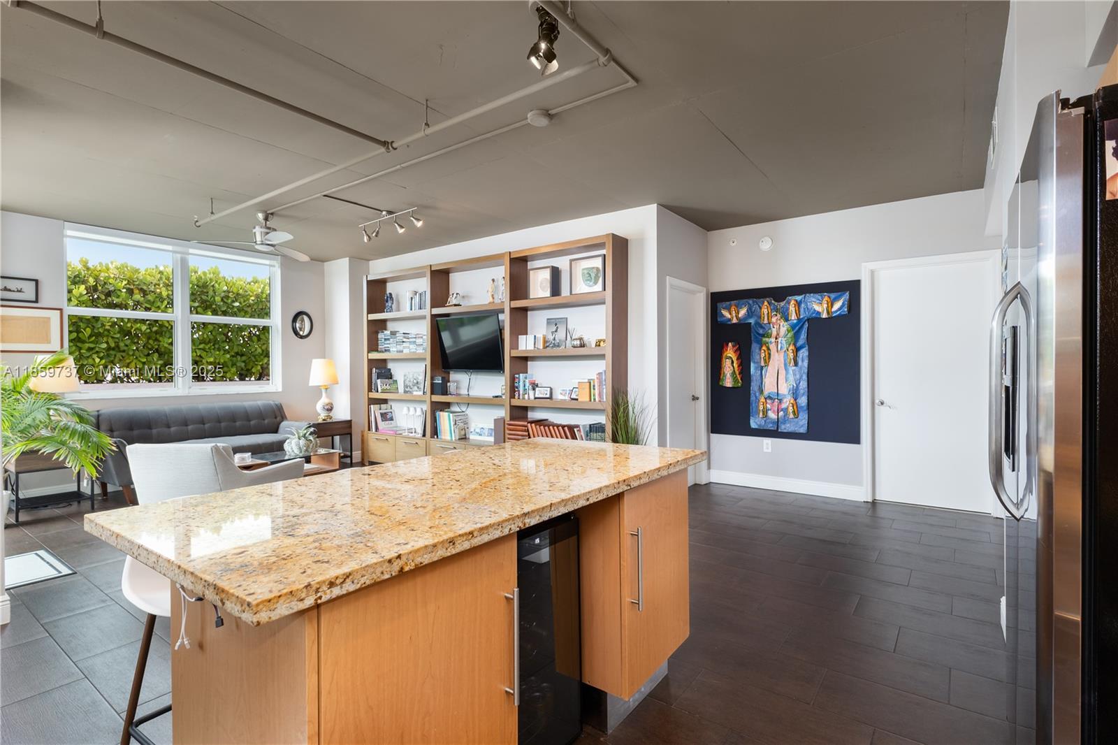 3180 SW 22nd ST # 501