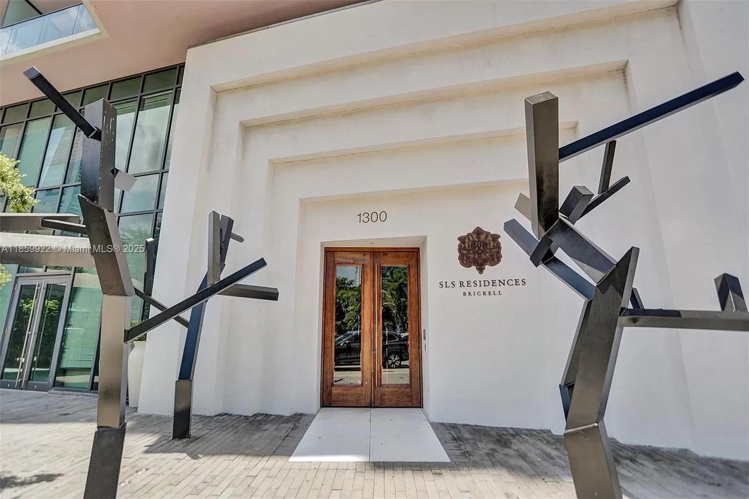 1300 S Miami Ave Unit: 2209