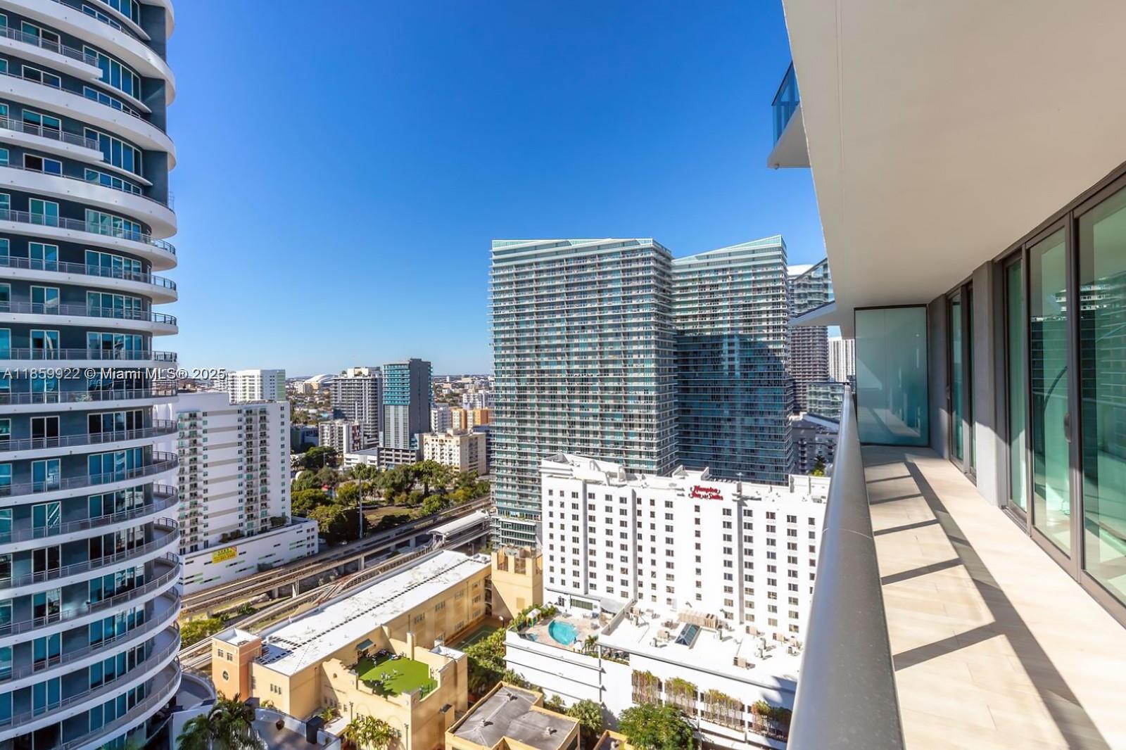 1300 S Miami Ave Unit: 2209