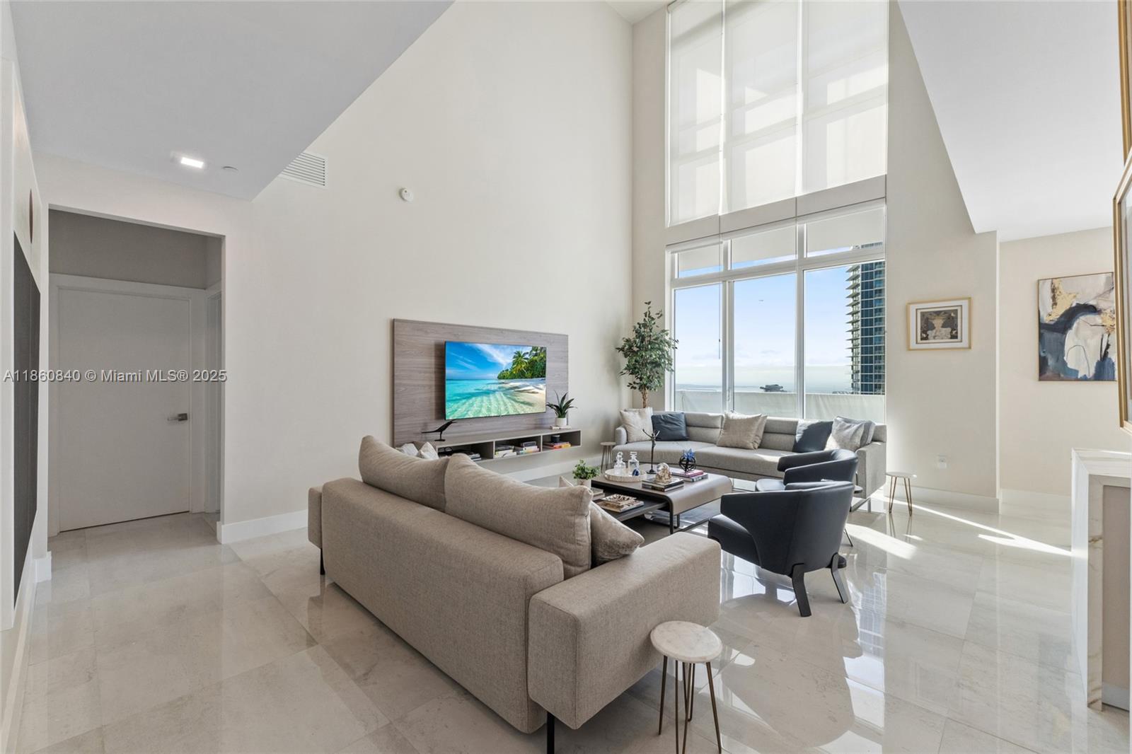 950 Brickell Bay Dr # 5507