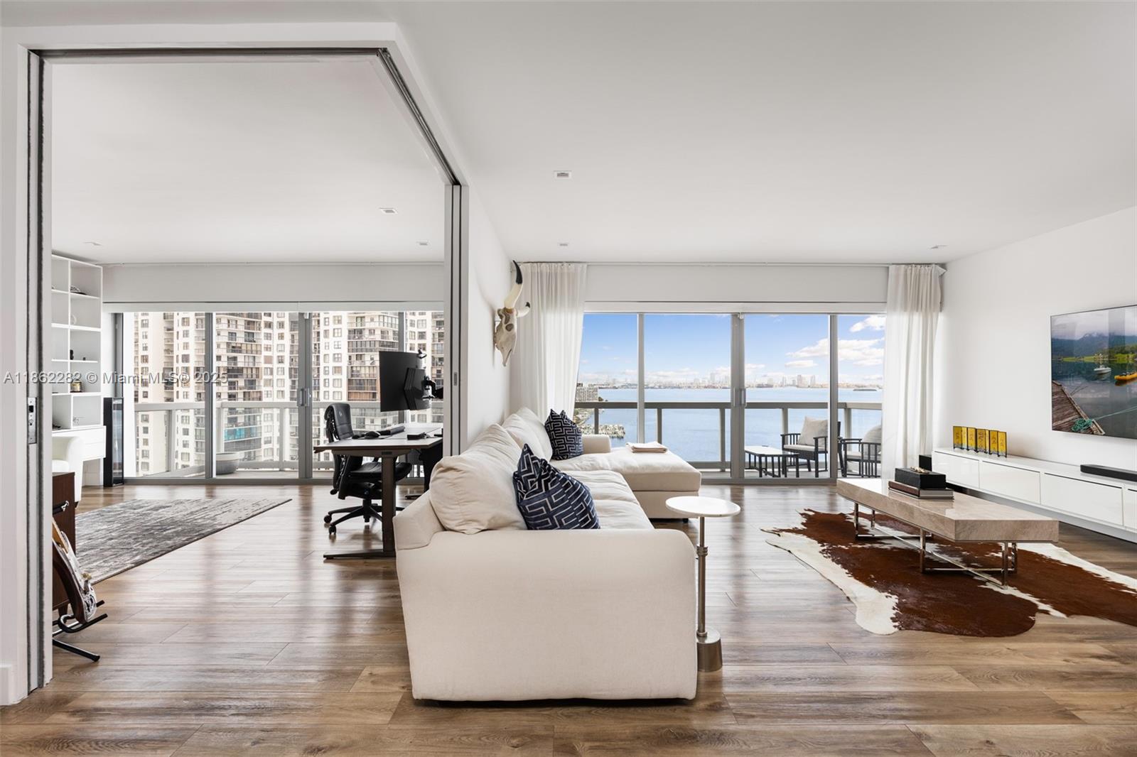 2451 Brickell Ave # 21D