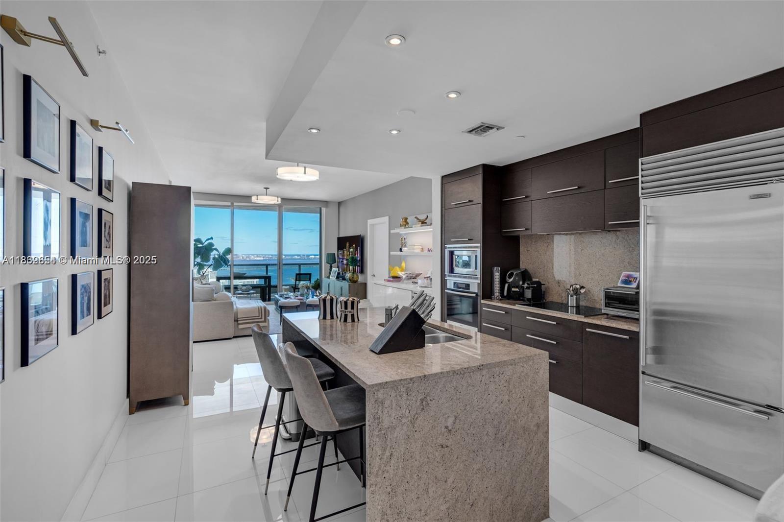 900 Biscayne Blvd # 5208