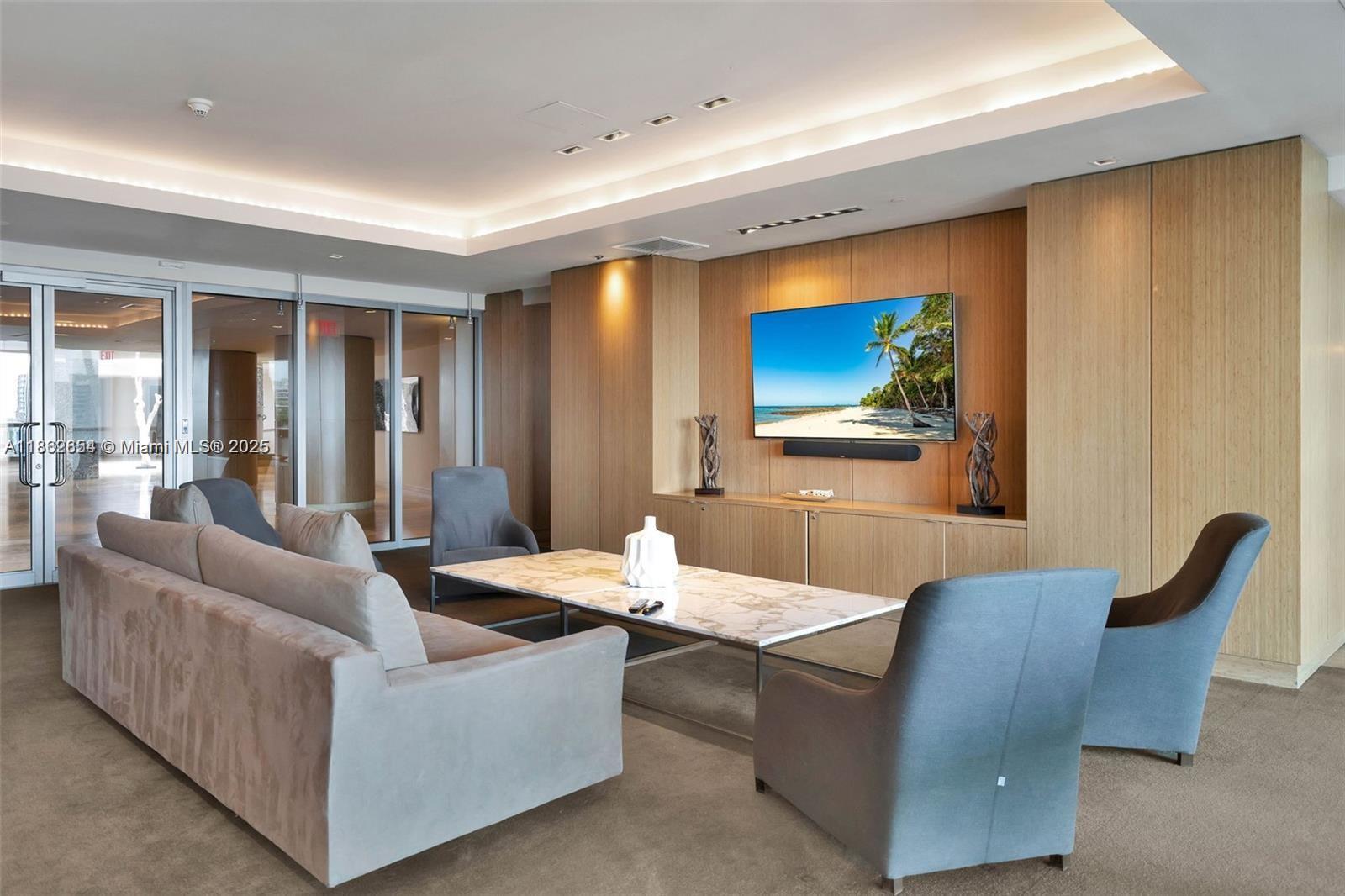 900 Biscayne Blvd # 5208