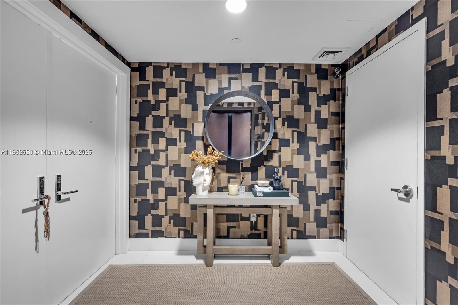 900 Biscayne Blvd # 5208