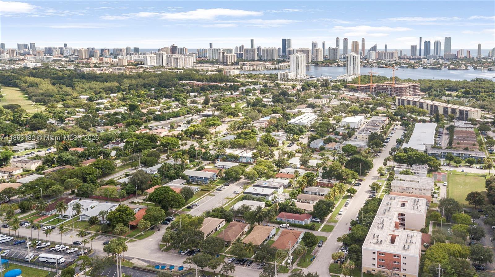 2040 NE 170th St # 2