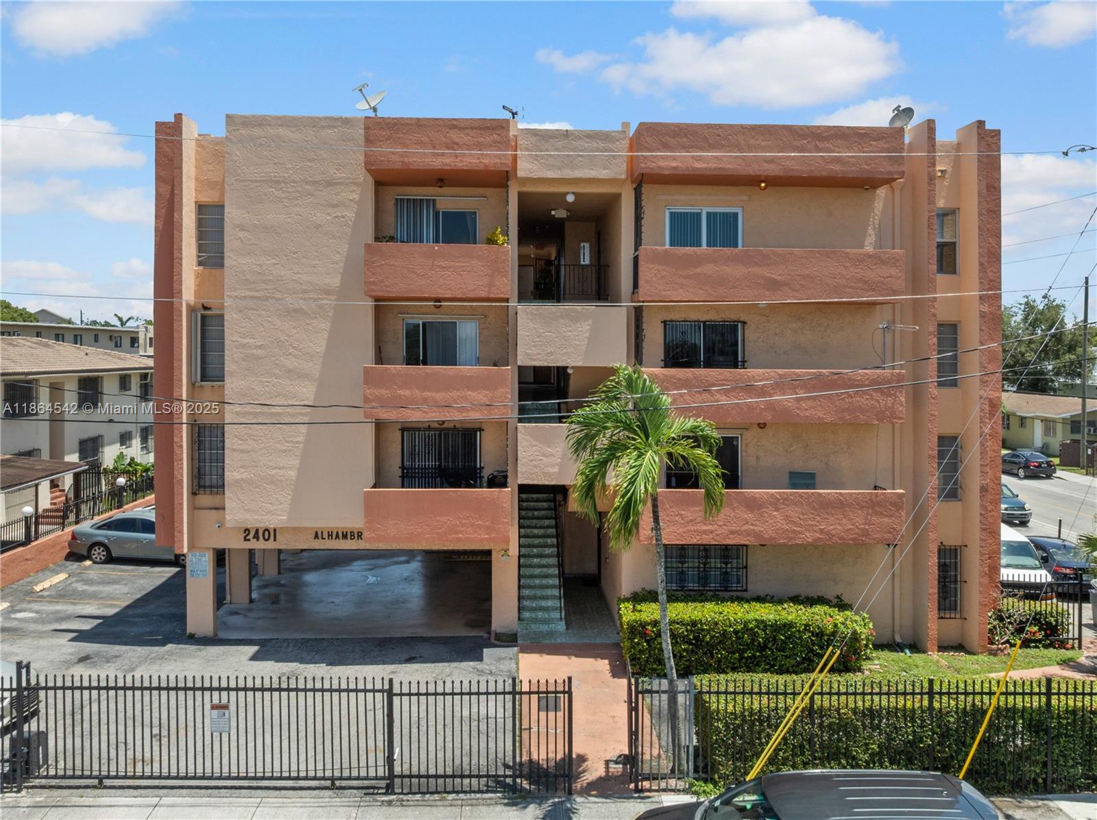 2401 SW 10th St # 401