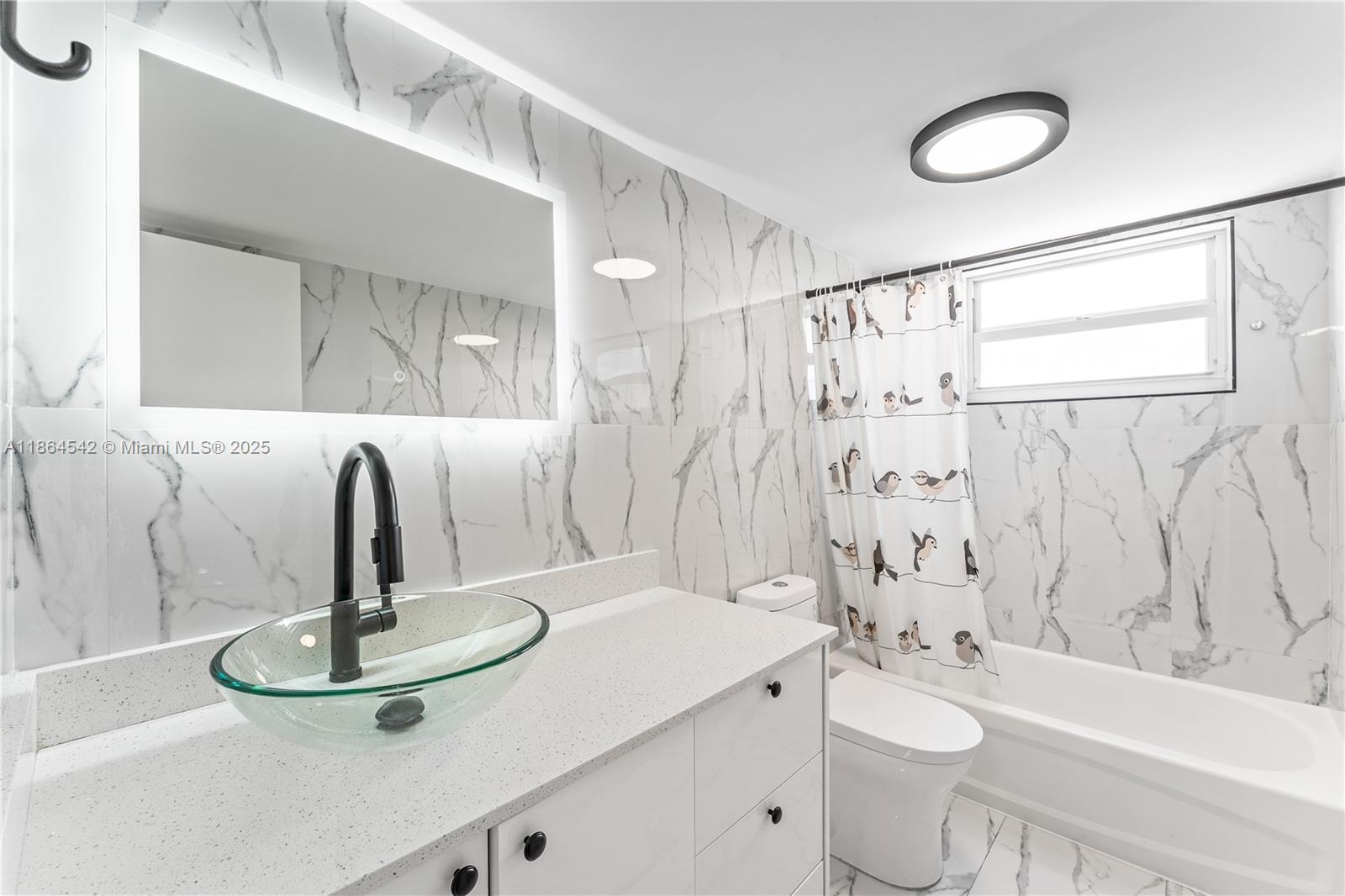 2401 SW 10th St # 401