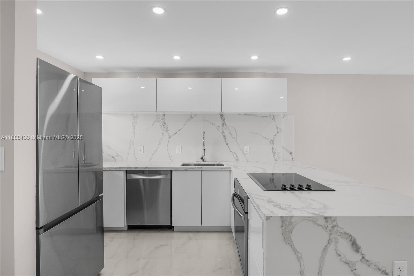 1331 Lincoln Rd # 1302