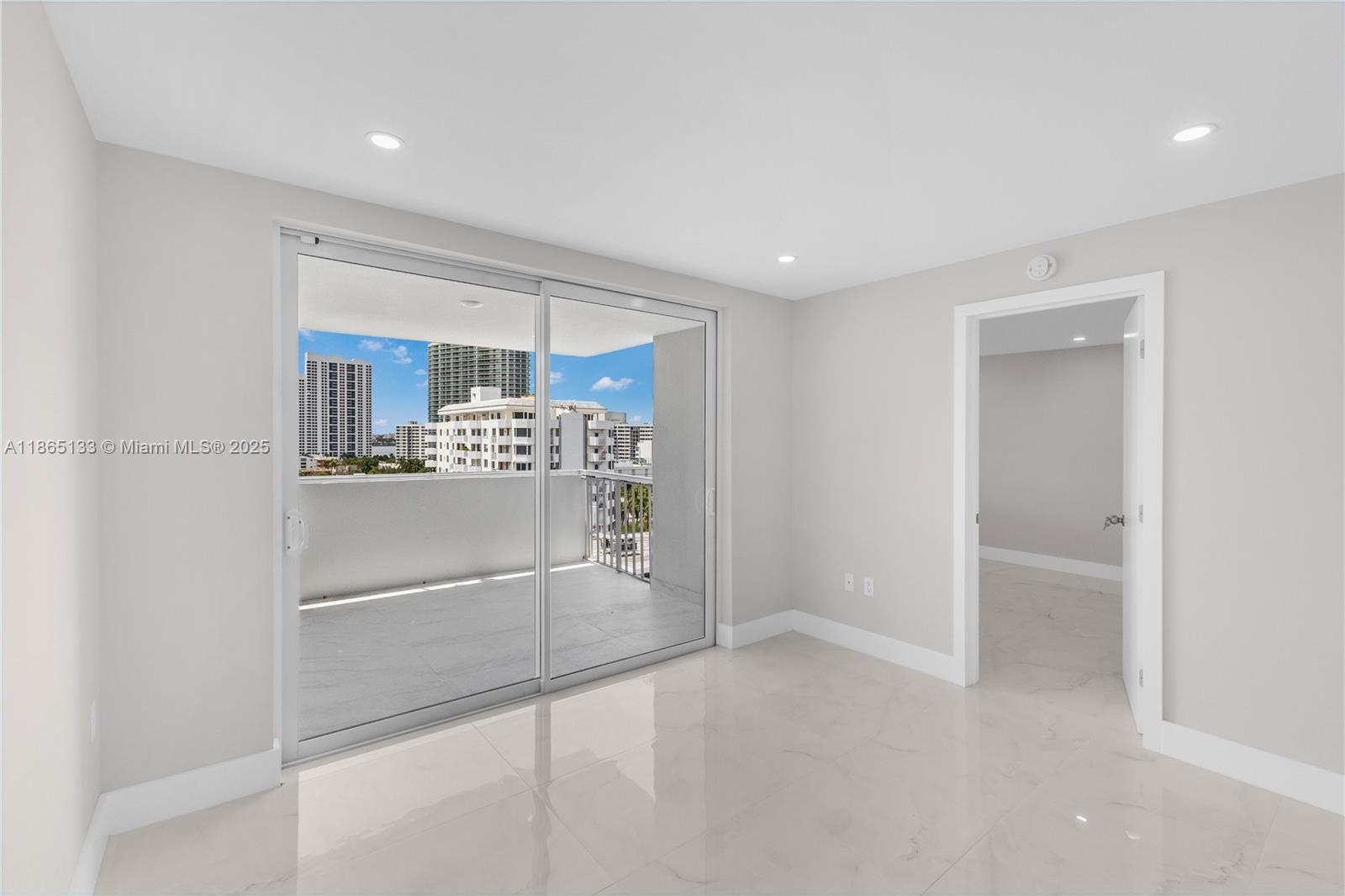 1331 Lincoln Rd # 1302