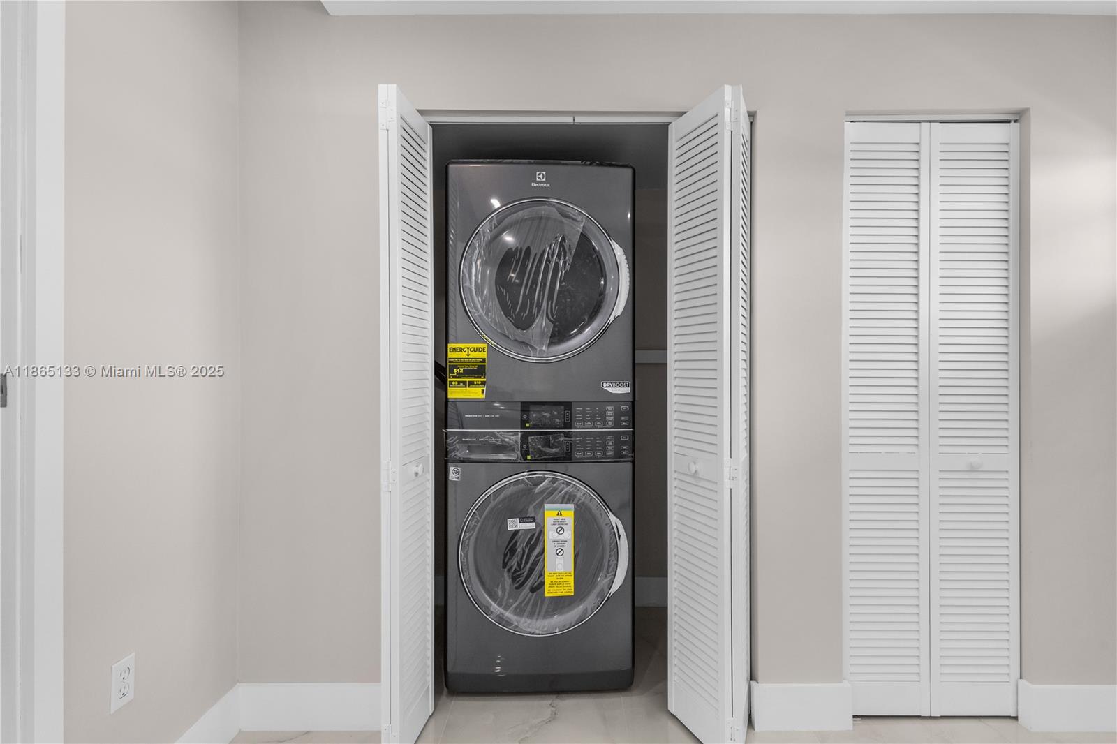 1331 Lincoln Rd # 1302