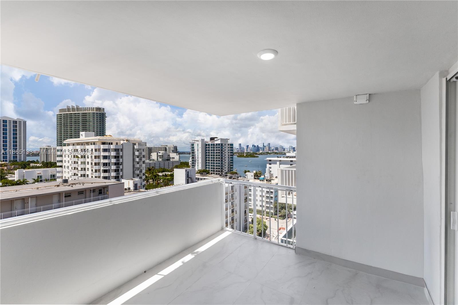 1331 Lincoln Rd # 1302