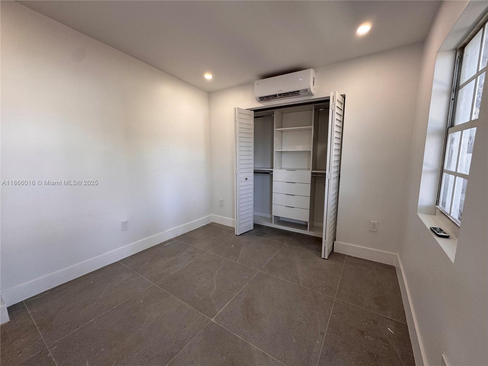 2952 SW 27th Ter REAR