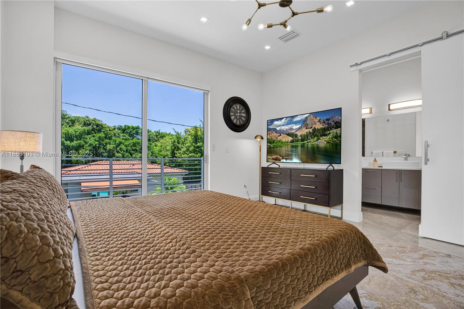 3331 SW 29th Ter # 1